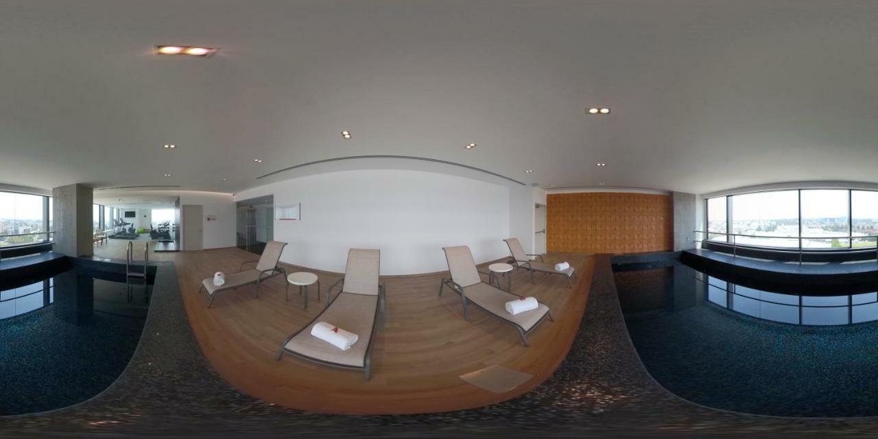 Fiesta Inn Parque Puebla Extérieur photo